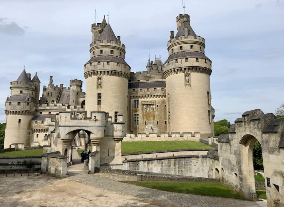 Le Petit Chateau Пьерфон Экстерьер фото